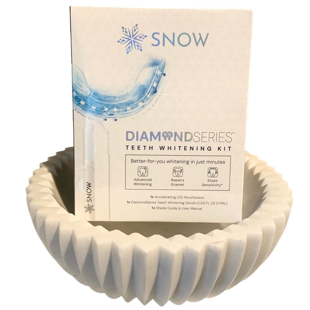 Snow Diamond Series Teeth Whitening Kit wLED Mouthpiece & Serum NEW